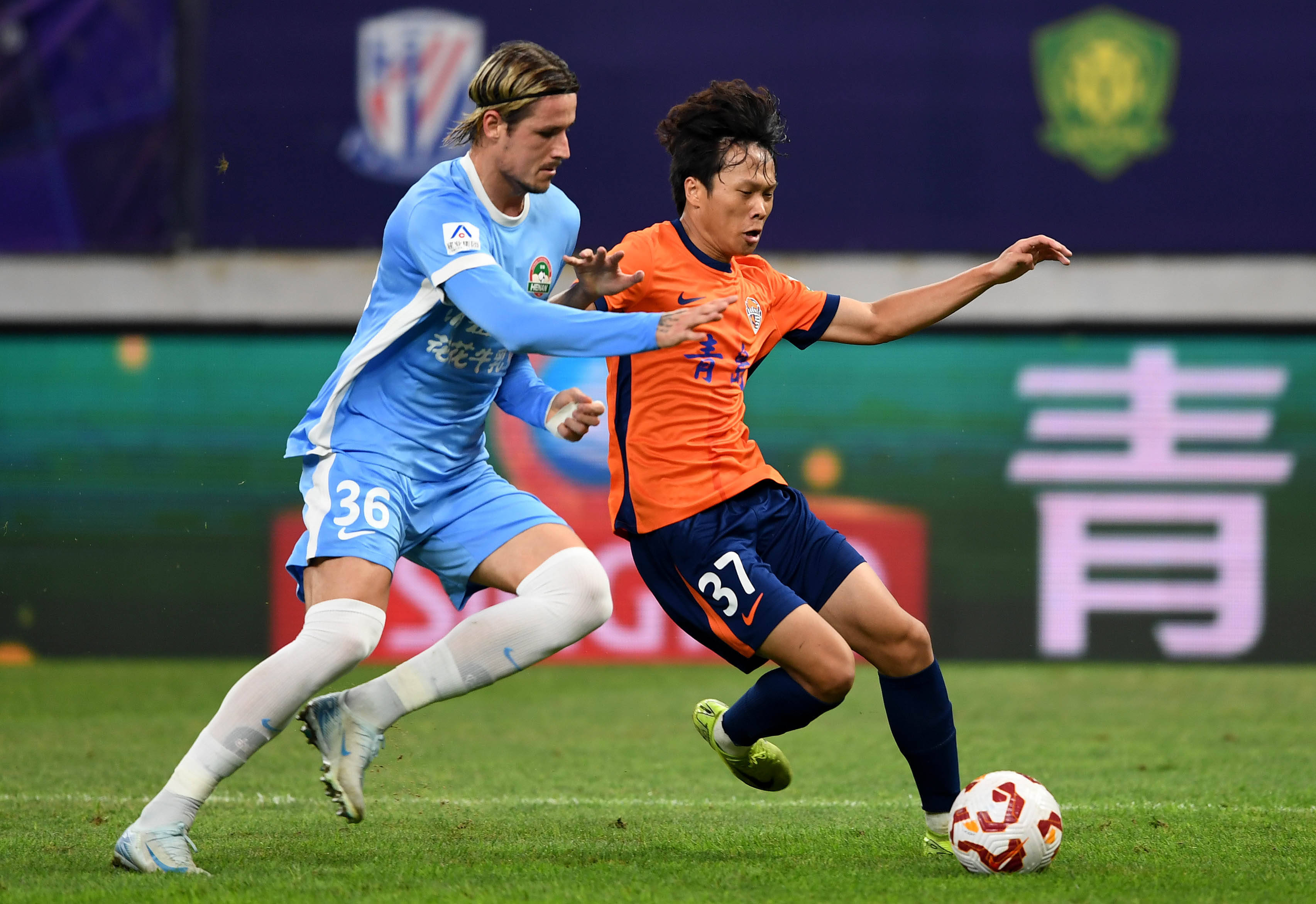 颜骏凌：赢下德比提升了我们的信心，球队每年的目标都是争冠