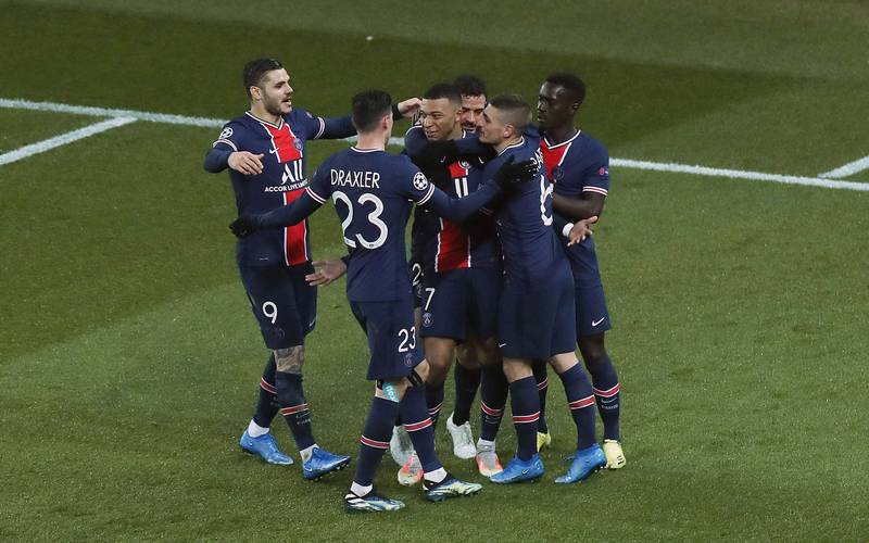 图片报：拜仁明夏若签施洛特贝克，5年总费用比续约于帕还高（图片报：拜仁若明夏签下施洛特贝克，五年总成本将高于续约于帕）