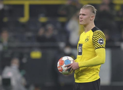 经纪人：当年尼斯管理层“绑架”了埃弗拉，想强行卖他去巴萨（经纪人称尼斯高层曾以“绑架”手段逼埃弗拉转会巴萨）