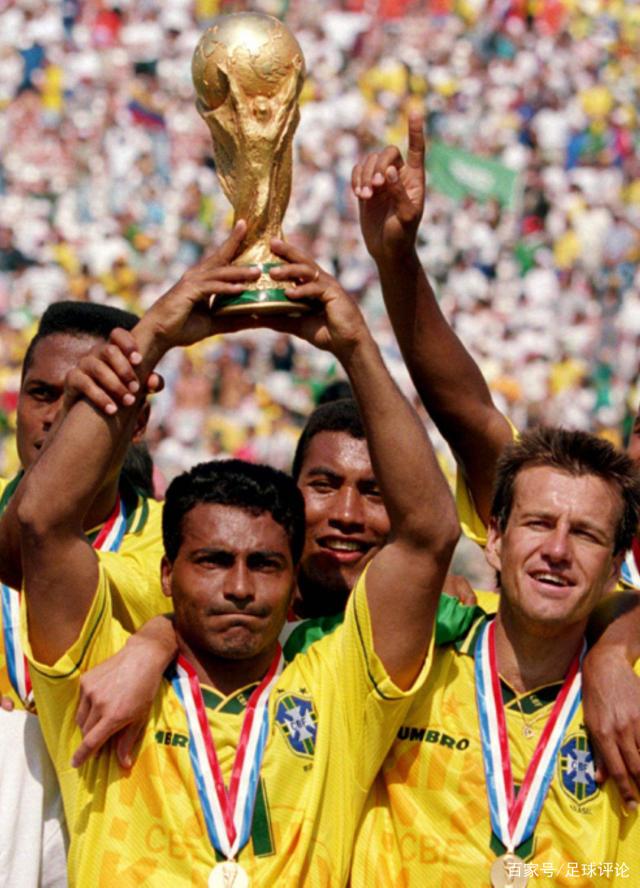 德天空：吉拉西的合同中有仅适用皇萨城等7队的解约条款