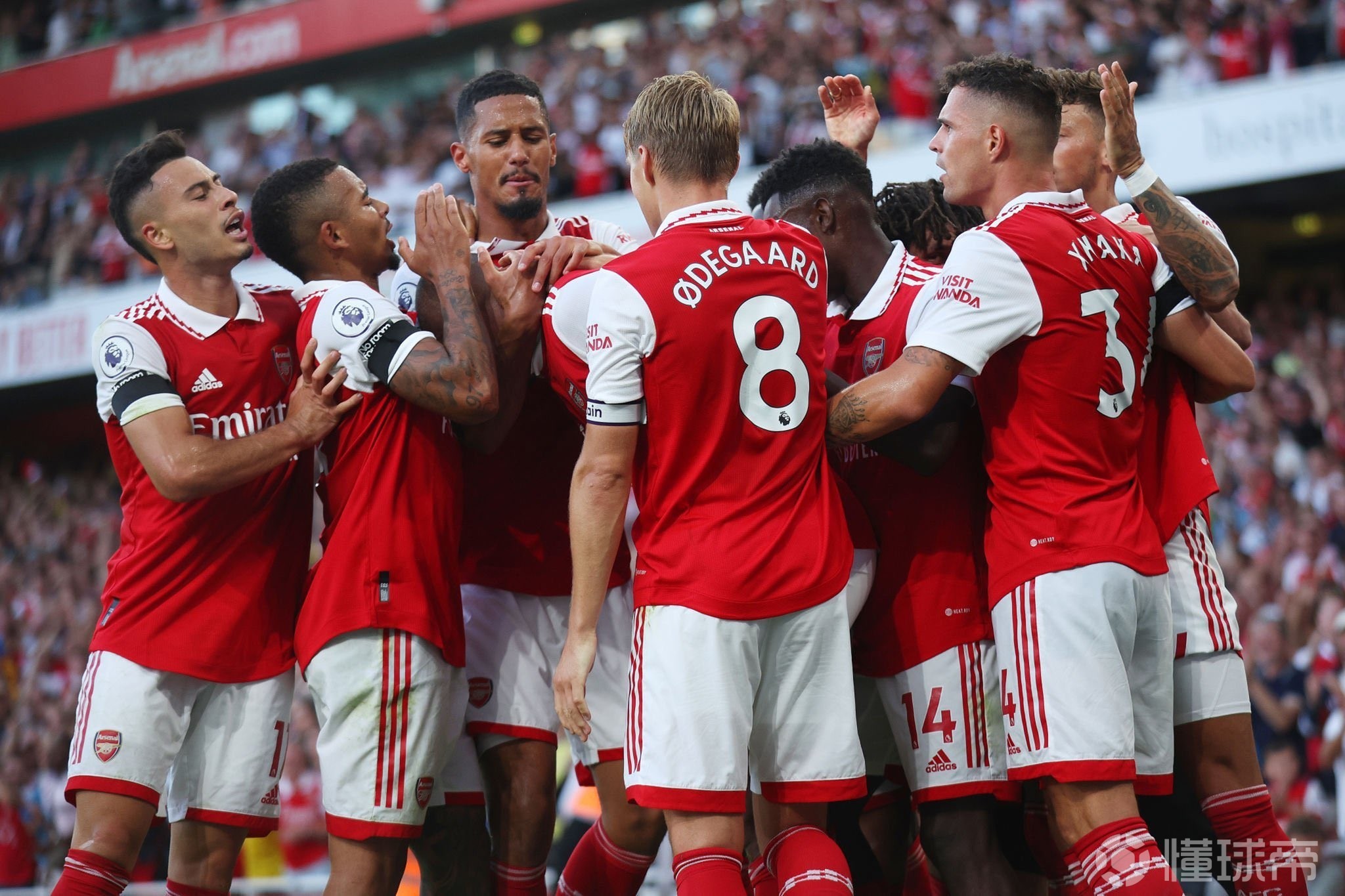 红魔VS狼队 B费两球一助 锁定胜局（B费双响一助，红魔力克狼队锁定三分）