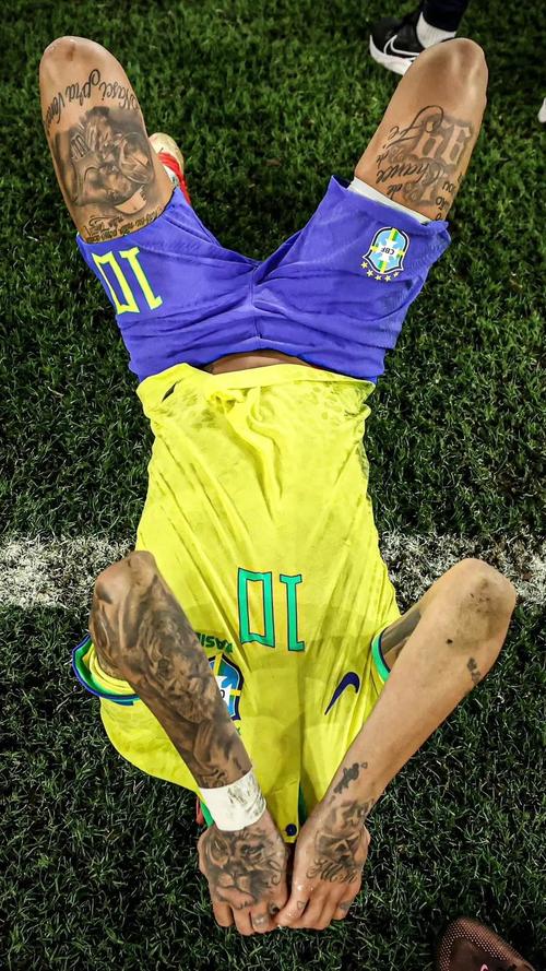 半场战报：乌迪内斯0-0博洛尼亚（半场快讯：乌迪内斯与博洛尼亚0-0暂时战平）