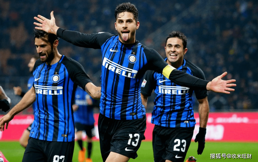 巴顿：李嗣镕一直很努力地训练，他的中超首秀应该是满分