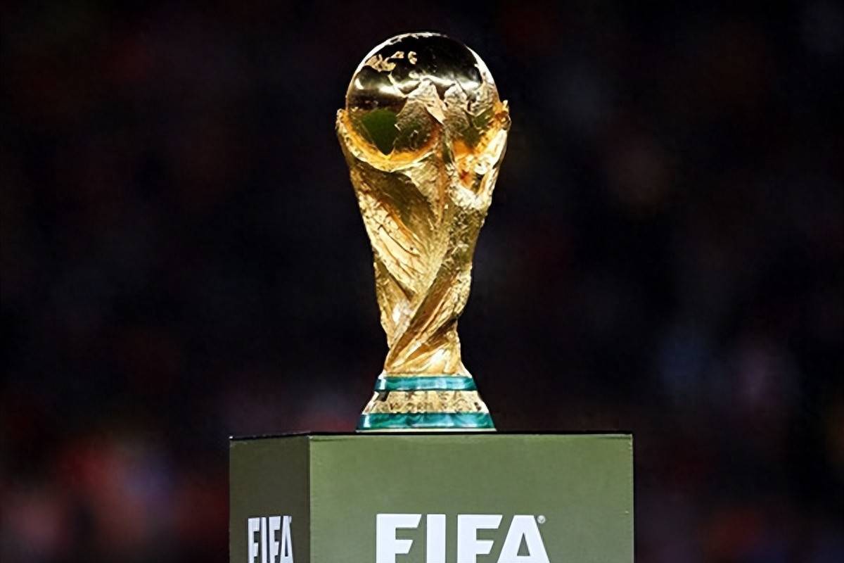 巴黎vs拜仁数据：巴黎25次射门9次射正，拜仁9次射门5次射正（数据战报：巴黎25射9正，拜仁9射5正）